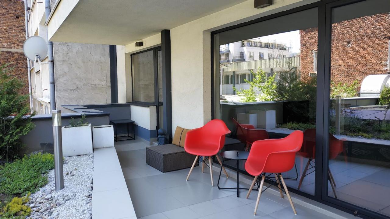 Baratero Club Private Parking Ev Points